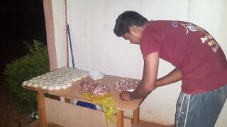 Seasoning of balls
